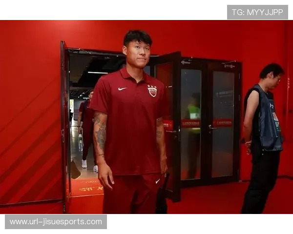 大连英博宣布李昂、罗竞正式加盟，后防线得到补强